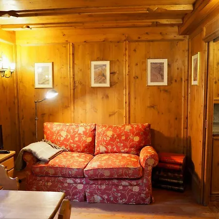 Cozy Nest Apartamento Courmayeur